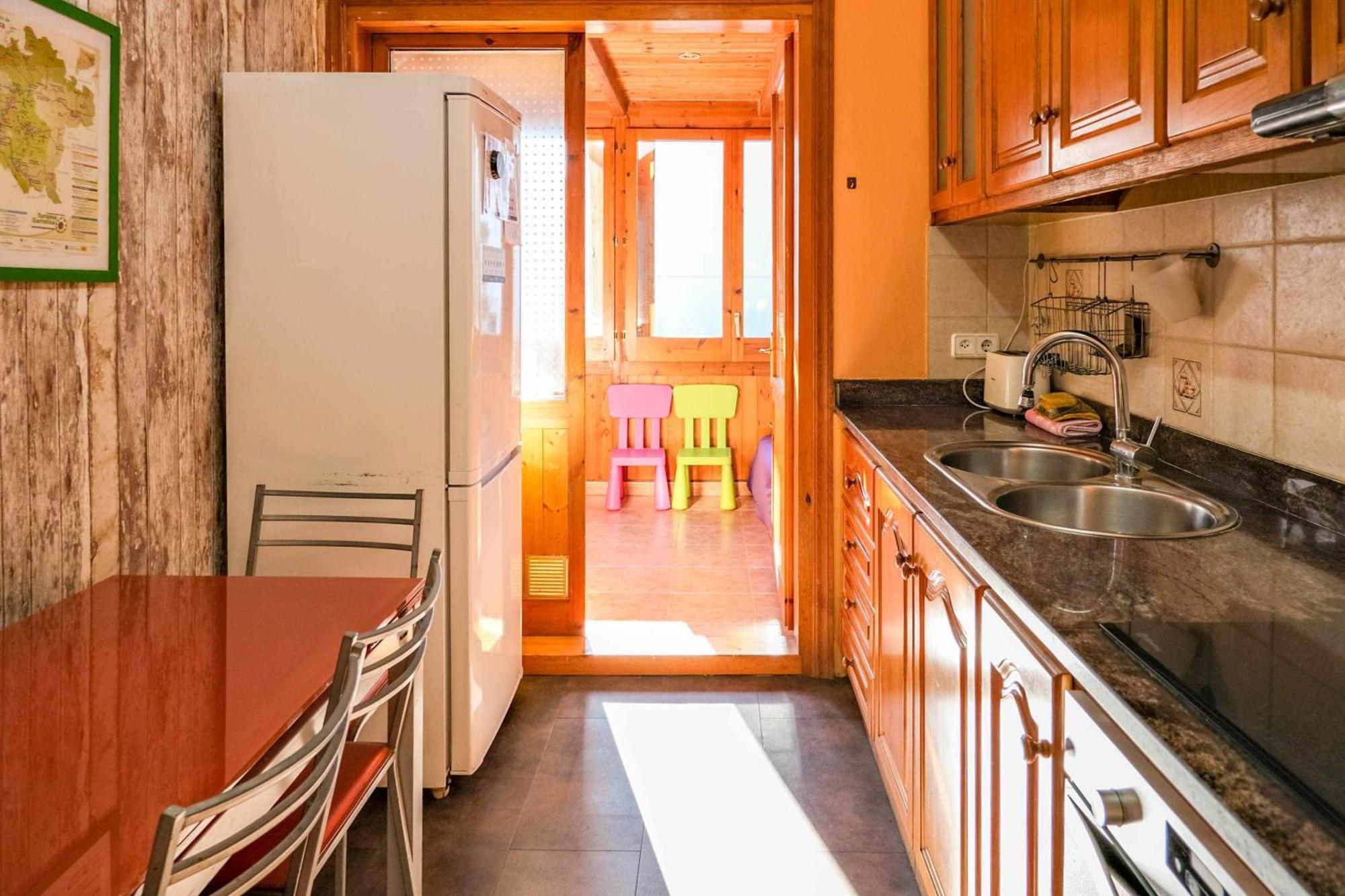 Can Camps Besalu Casa Planta Baja Con Jardin מראה חיצוני תמונה