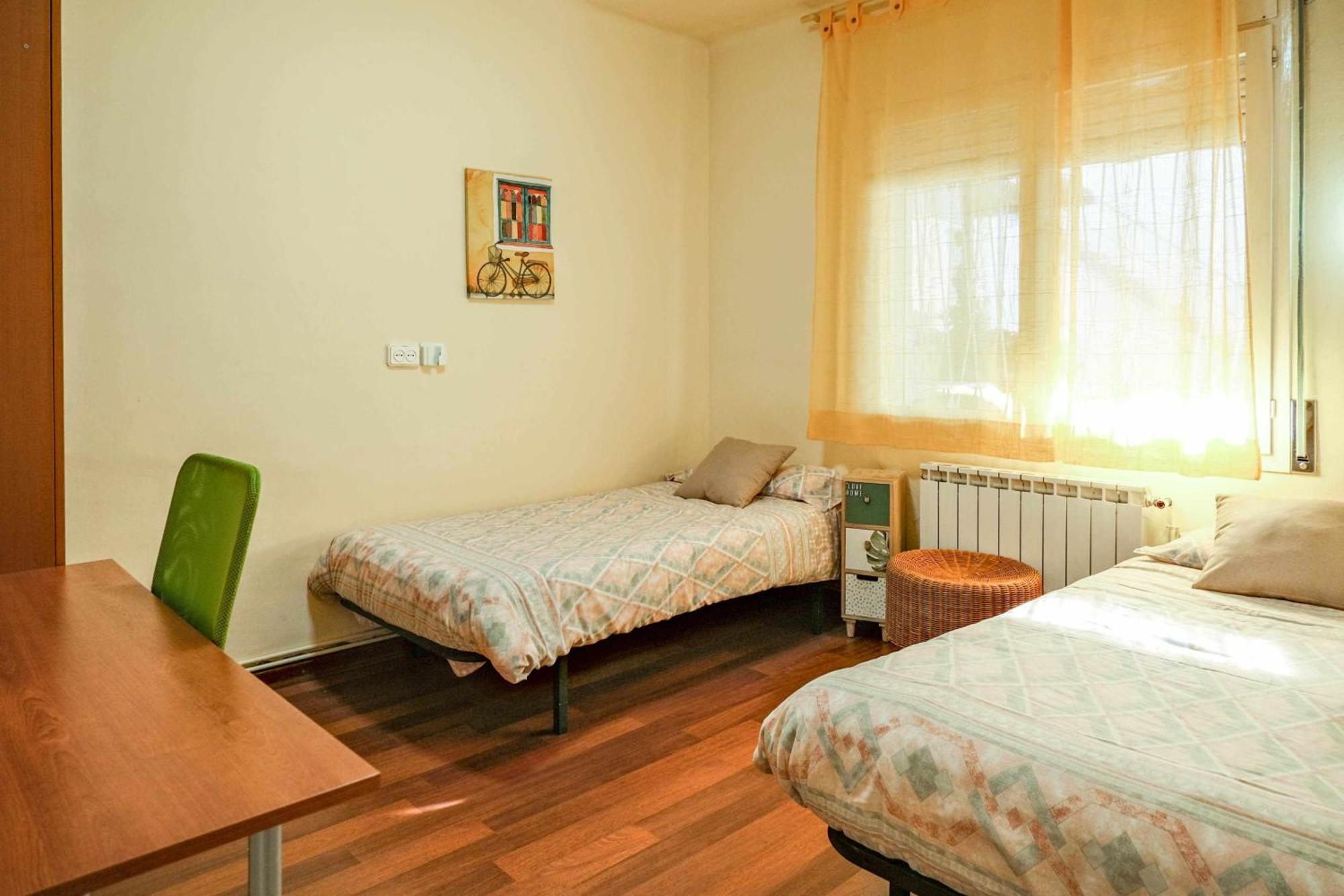 Can Camps Besalu Casa Planta Baja Con Jardin מראה חיצוני תמונה