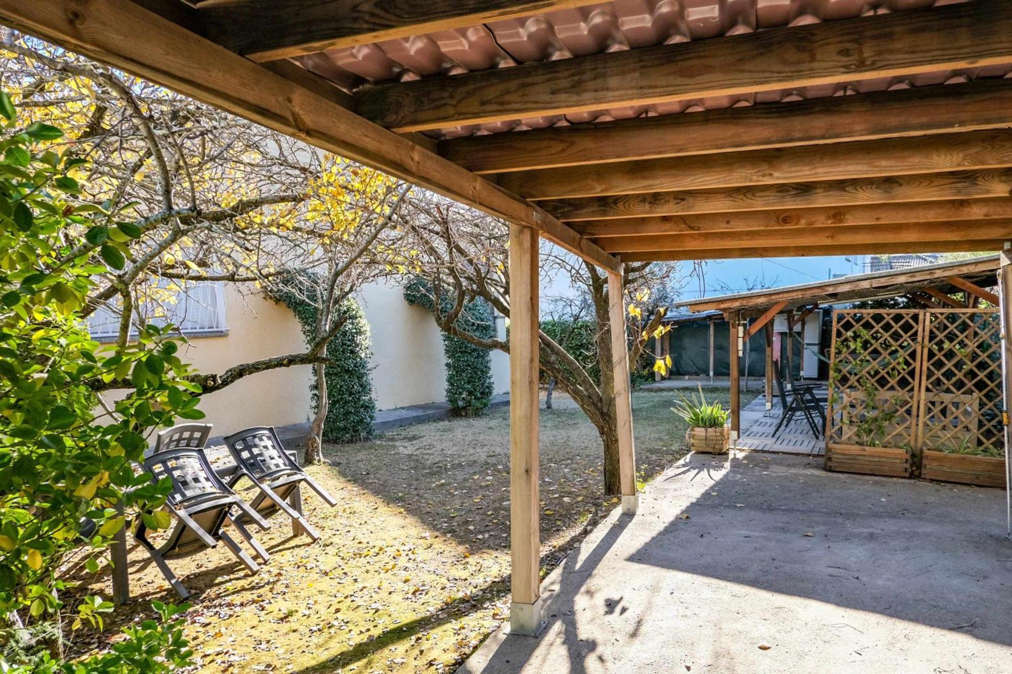 Can Camps Besalu Casa Planta Baja Con Jardin מראה חיצוני תמונה
